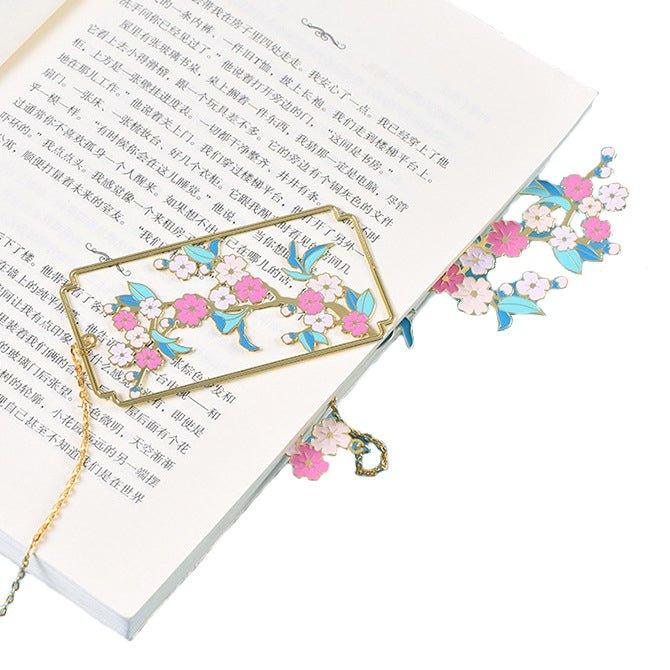 Exquisite electroplated brass bookmarks Pink cherry blossom tassels Cherry blossom bookmarks
